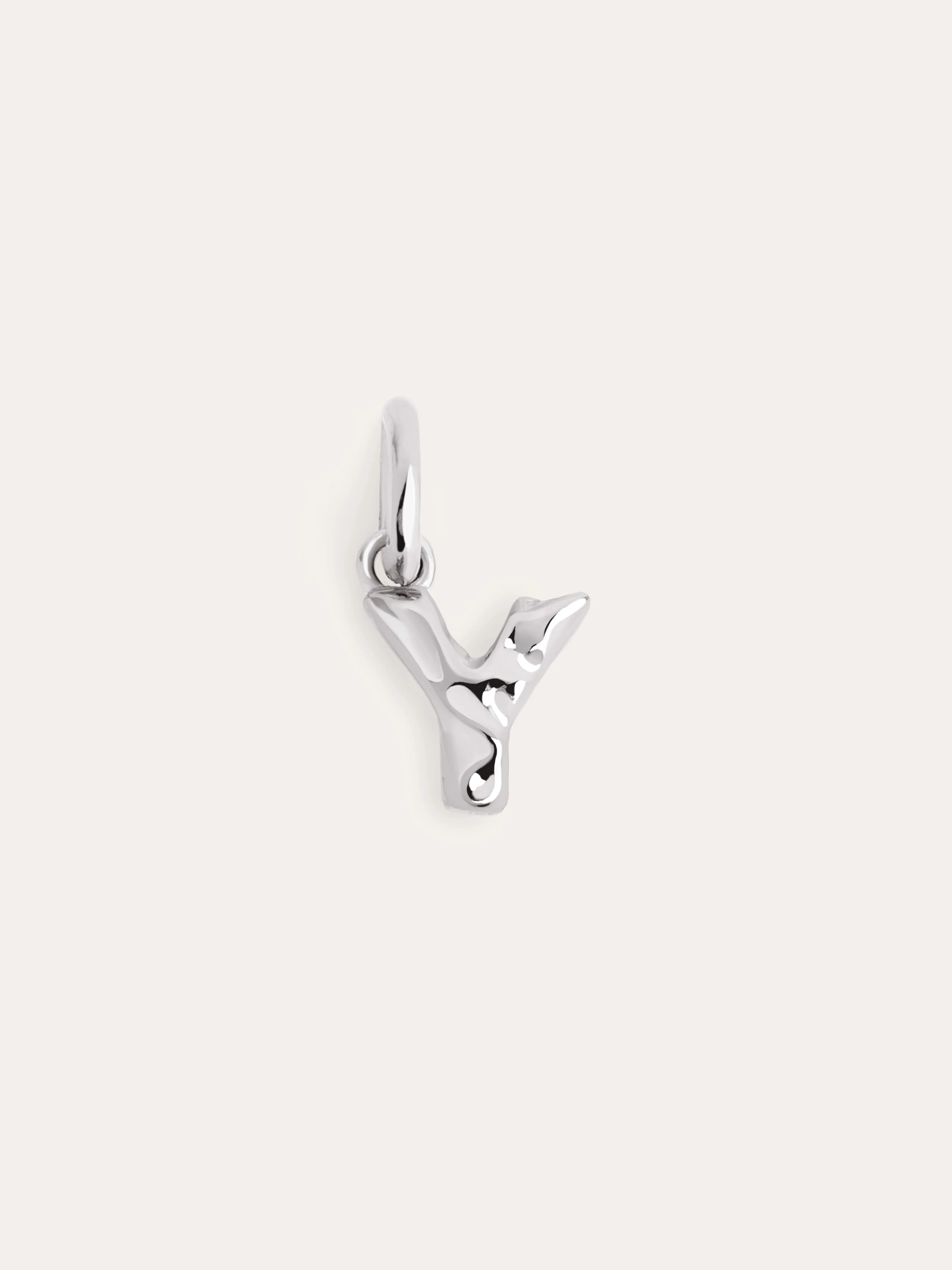 Charm Letter Organic Plata - Image 20