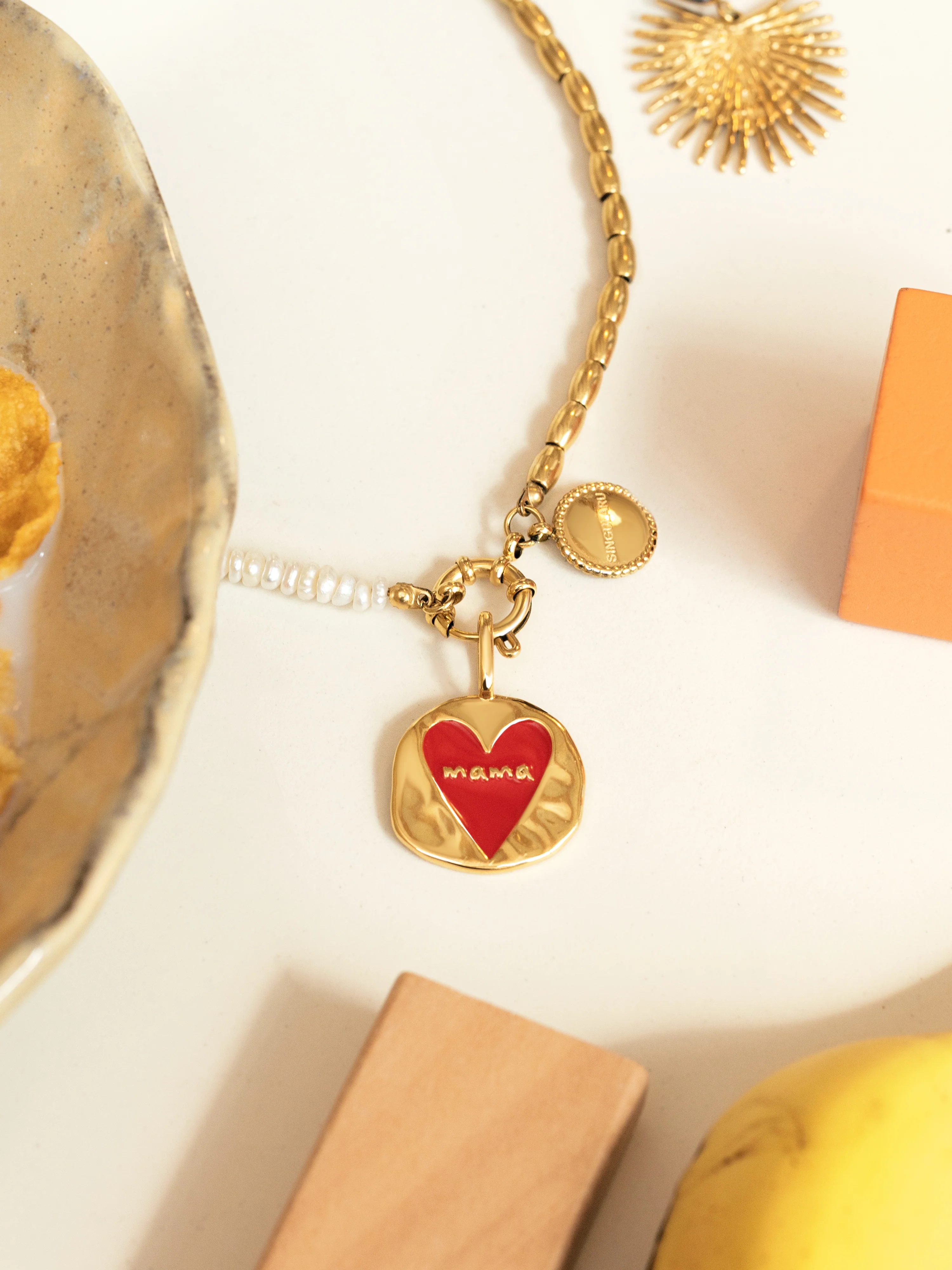 Charm Mamá Lovely Heart Baño Oro - Image 6