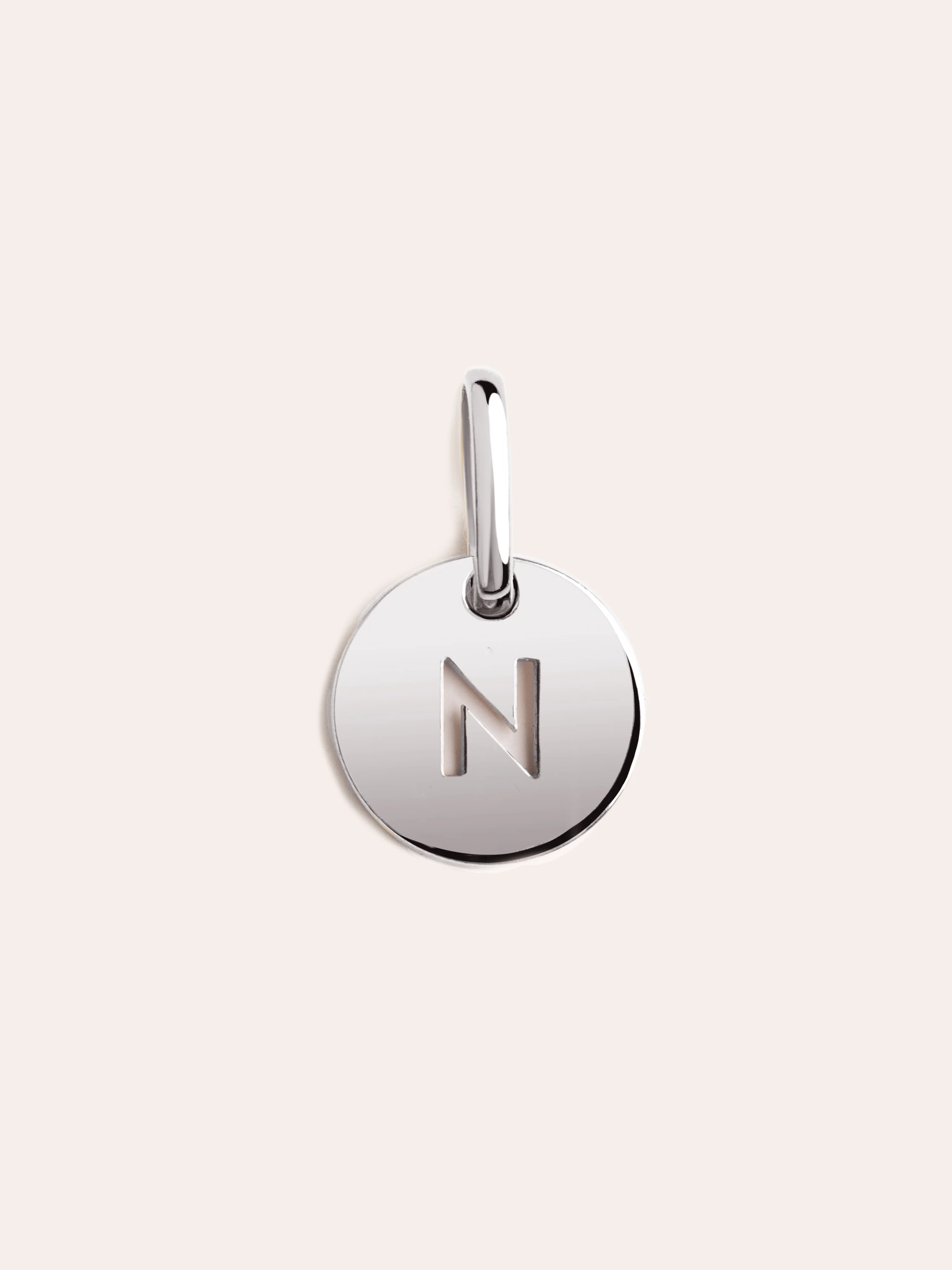 Mini Medallion Letter Plata - Image 10