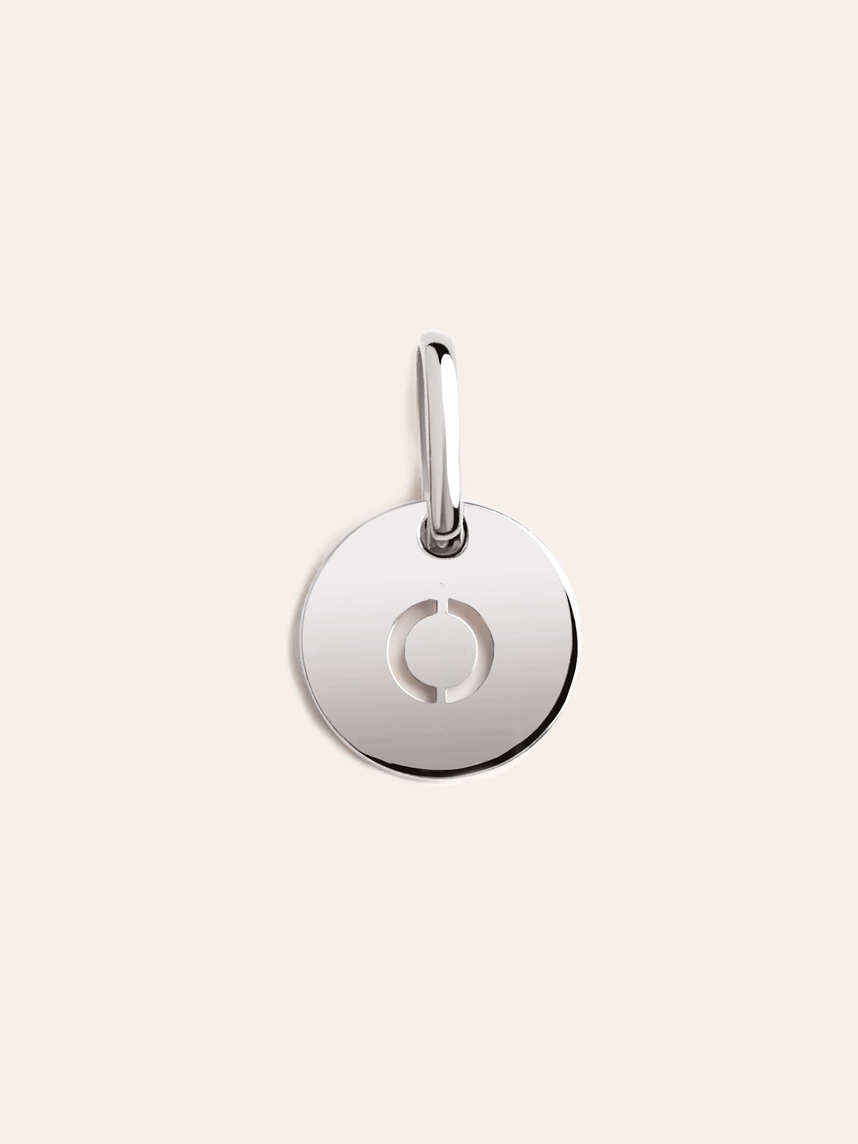 Mini Medallion Letter Plata - Image 11