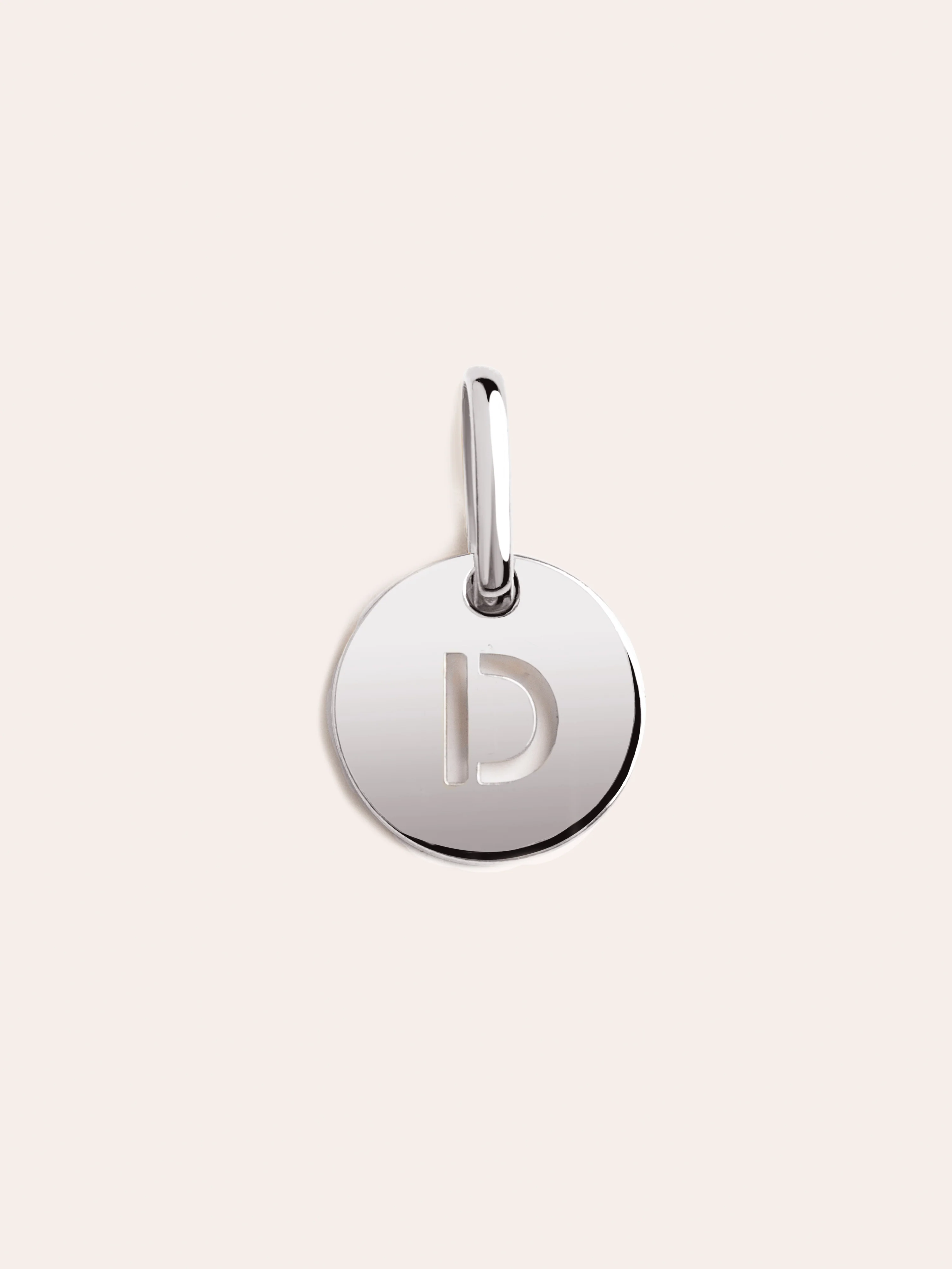 Mini Medallion Letter Plata - Image 29