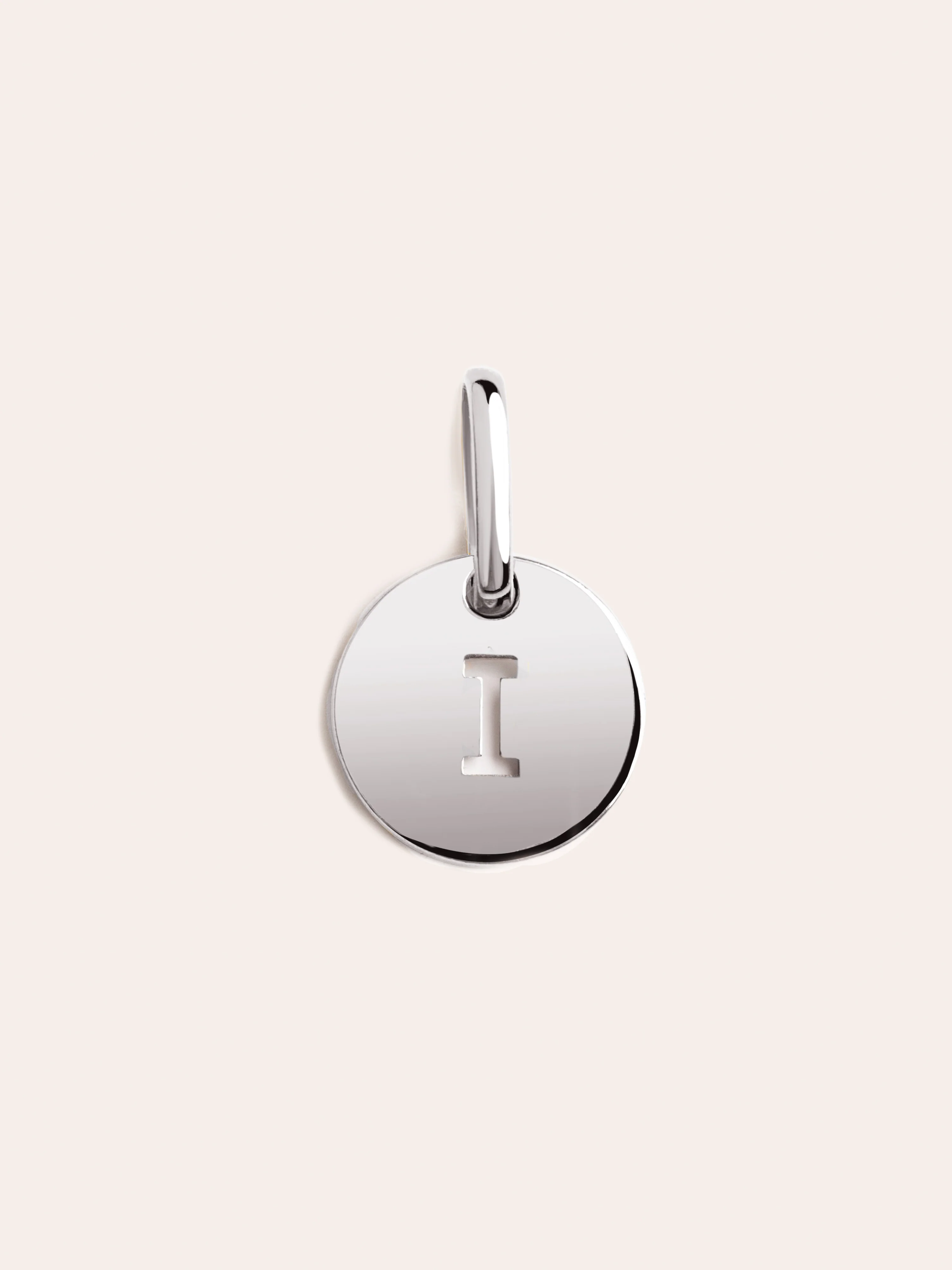 Mini Medallion Letter Plata - Image 5
