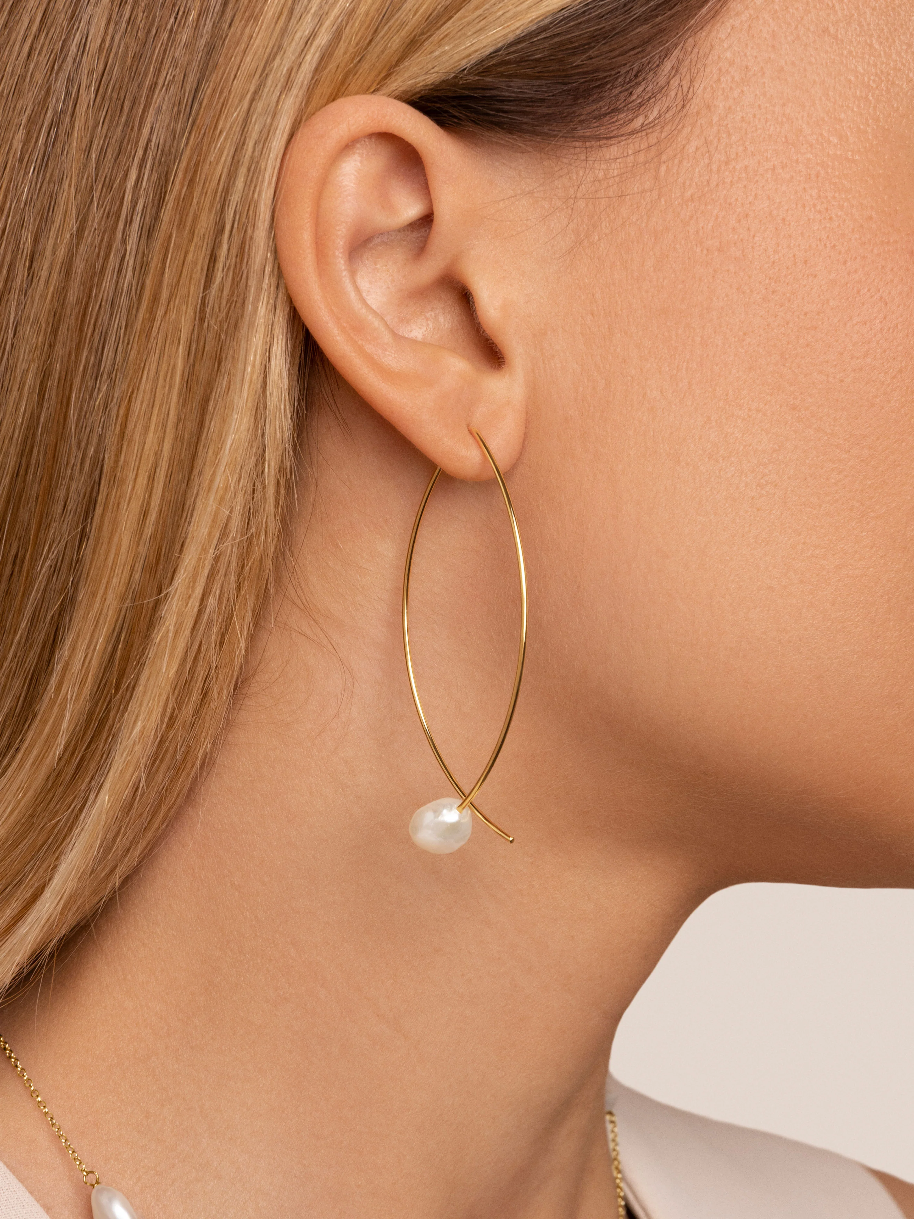 Pendientes Arch Bean Pearl Plata Baño Oro - Image 2