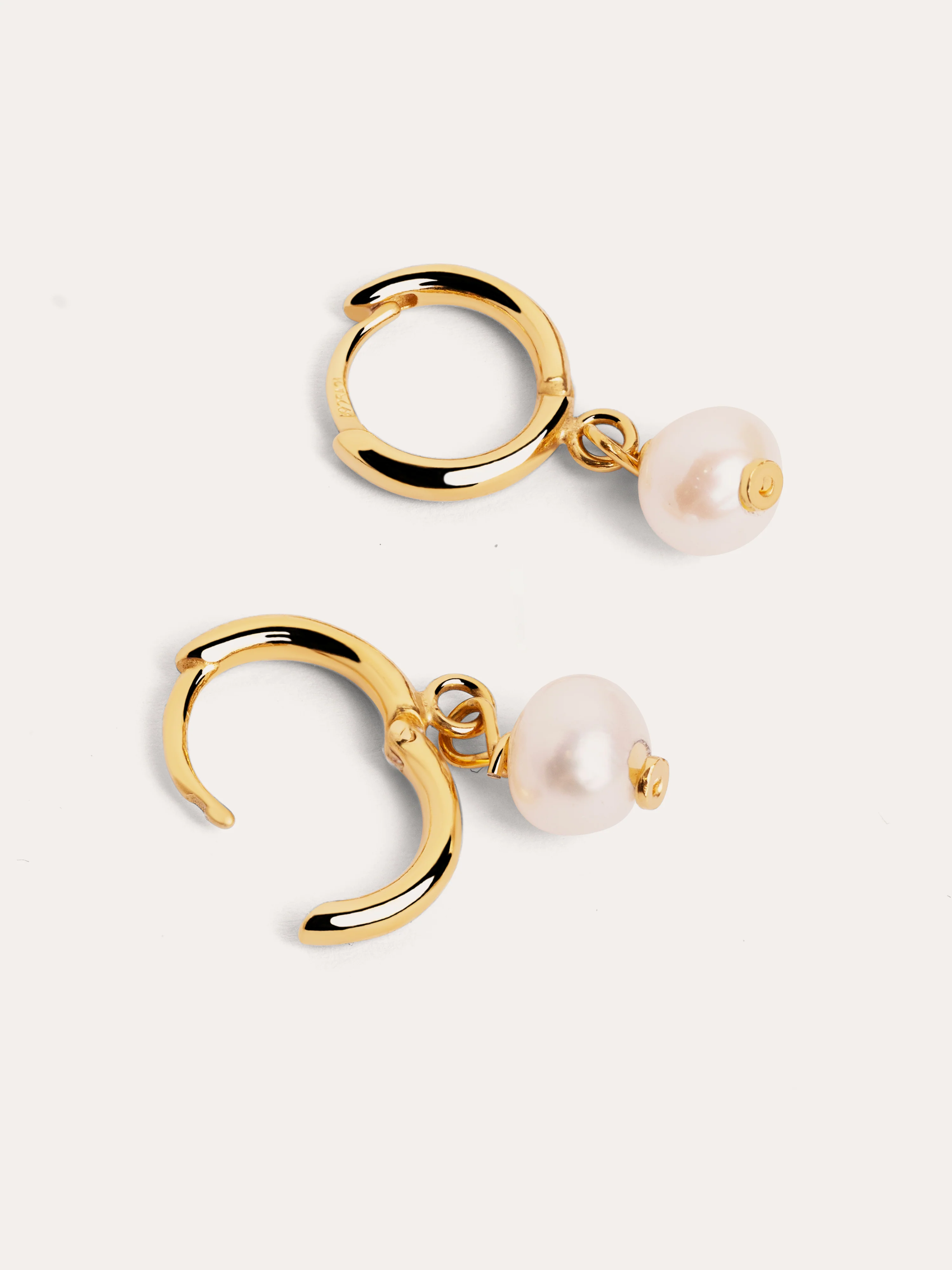 Pendientes Aro Pearl Plata Baño Oro - Image 3
