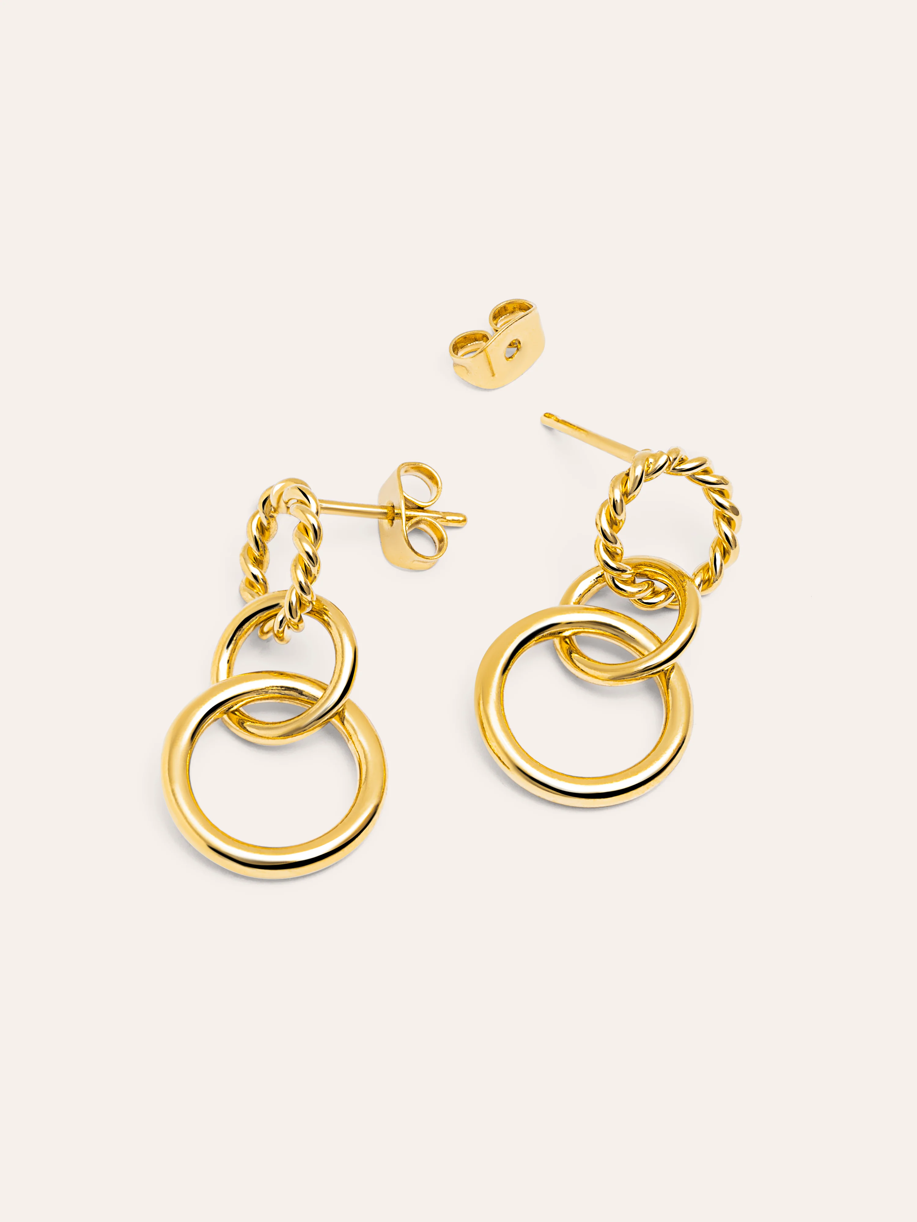 Pendientes Circles Twist Baño Oro - Image 3