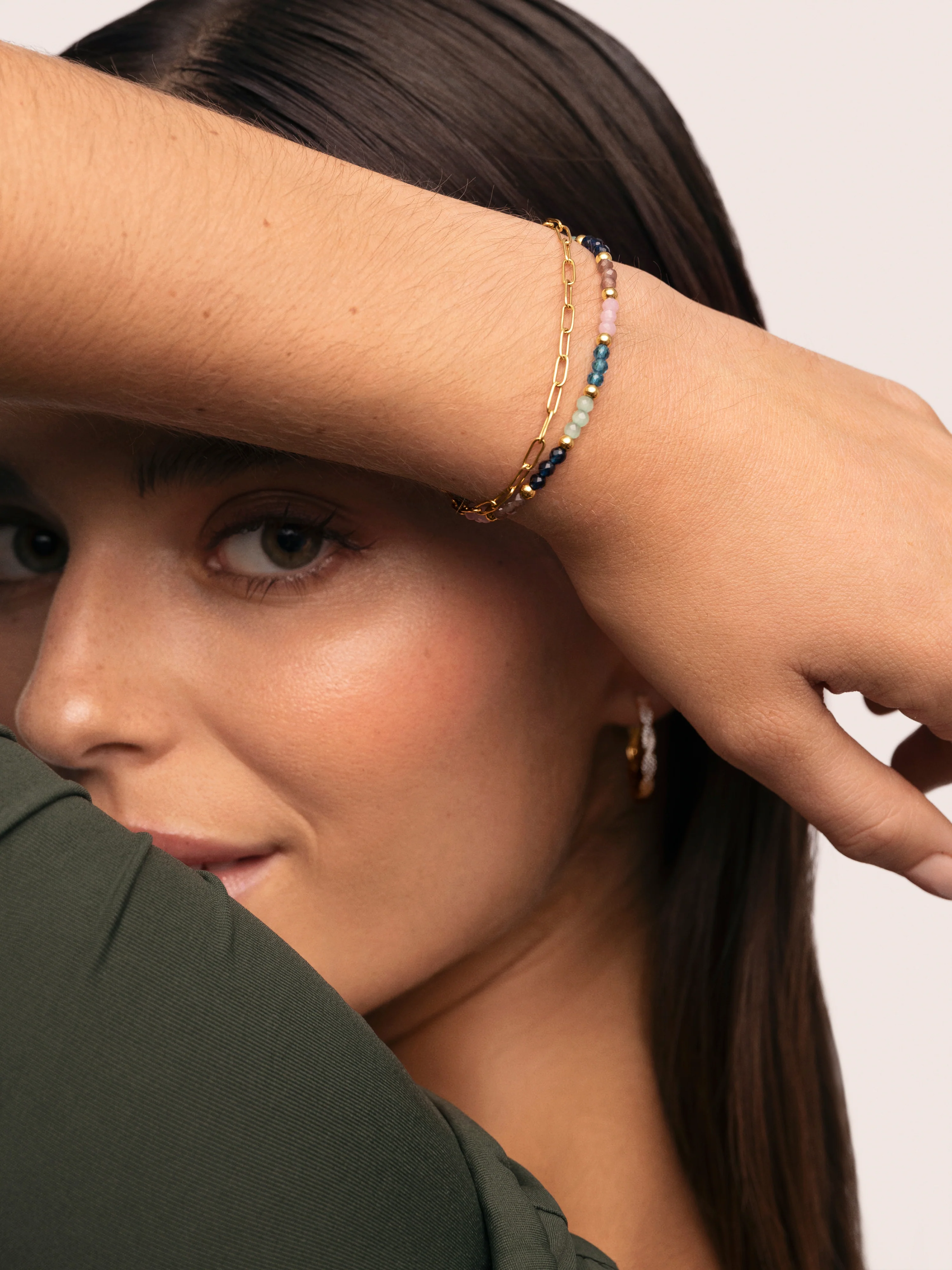 Pulsera Dye Dots Bruma Acero Baño Oro - Image 4
